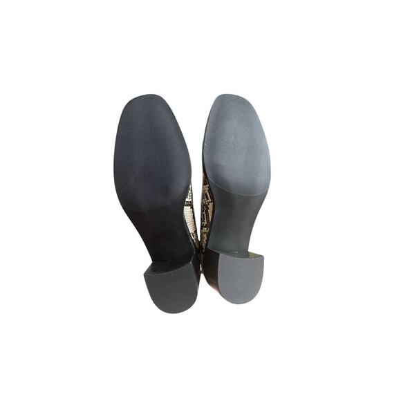 Nordstrom Women's Hazina Snake Print Leather Chelsea Boots Ivory Size 5.5 - Picture 4 of 4